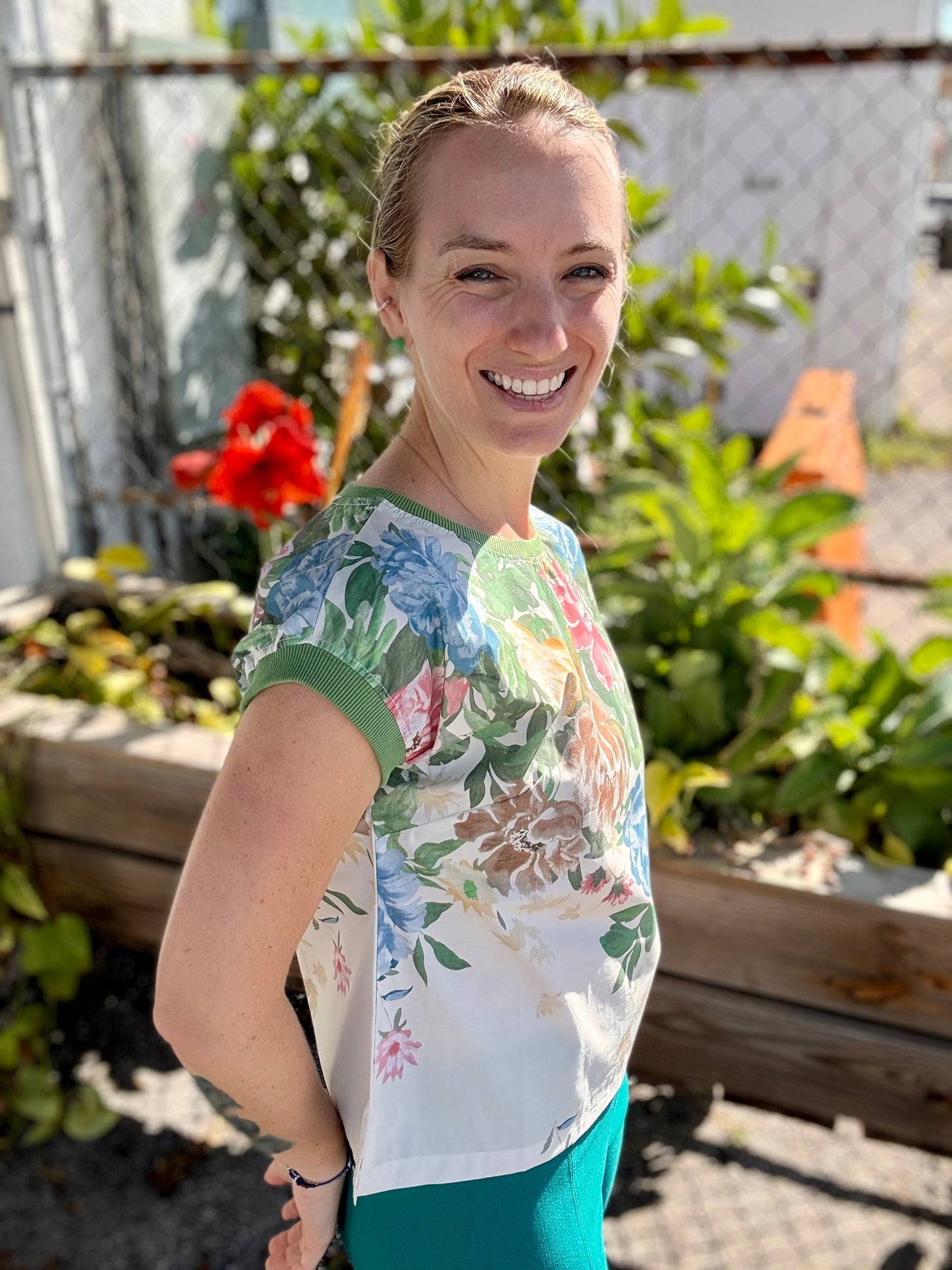 Zenara Woman ZF377 Print Floral Top