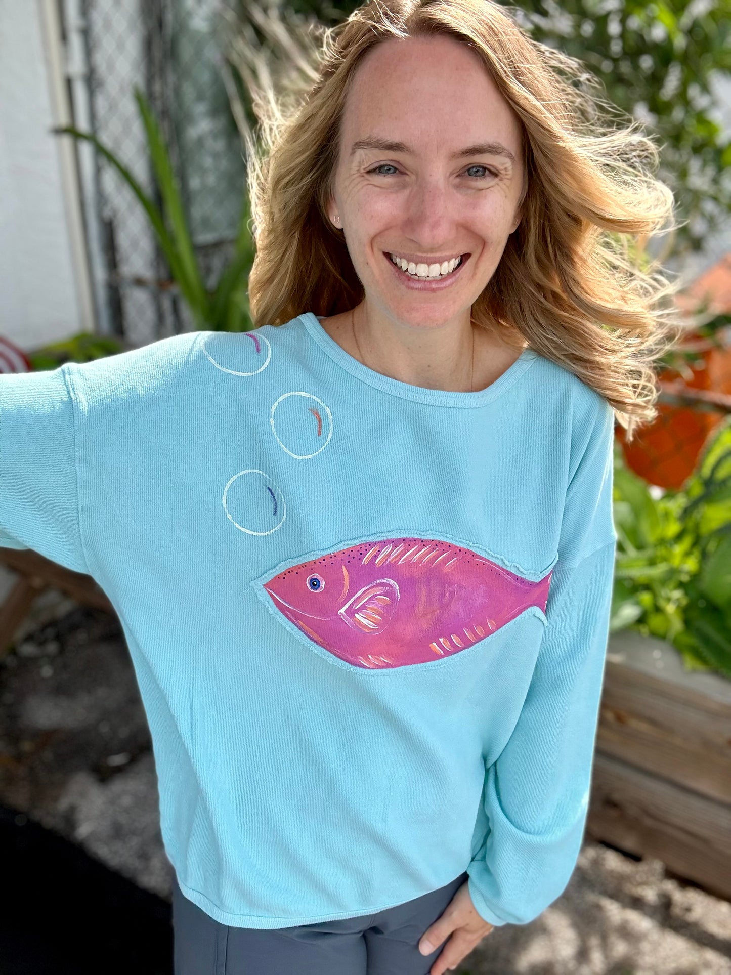 MoMo Painted CLB632 Fishy Frita Sweatshirt