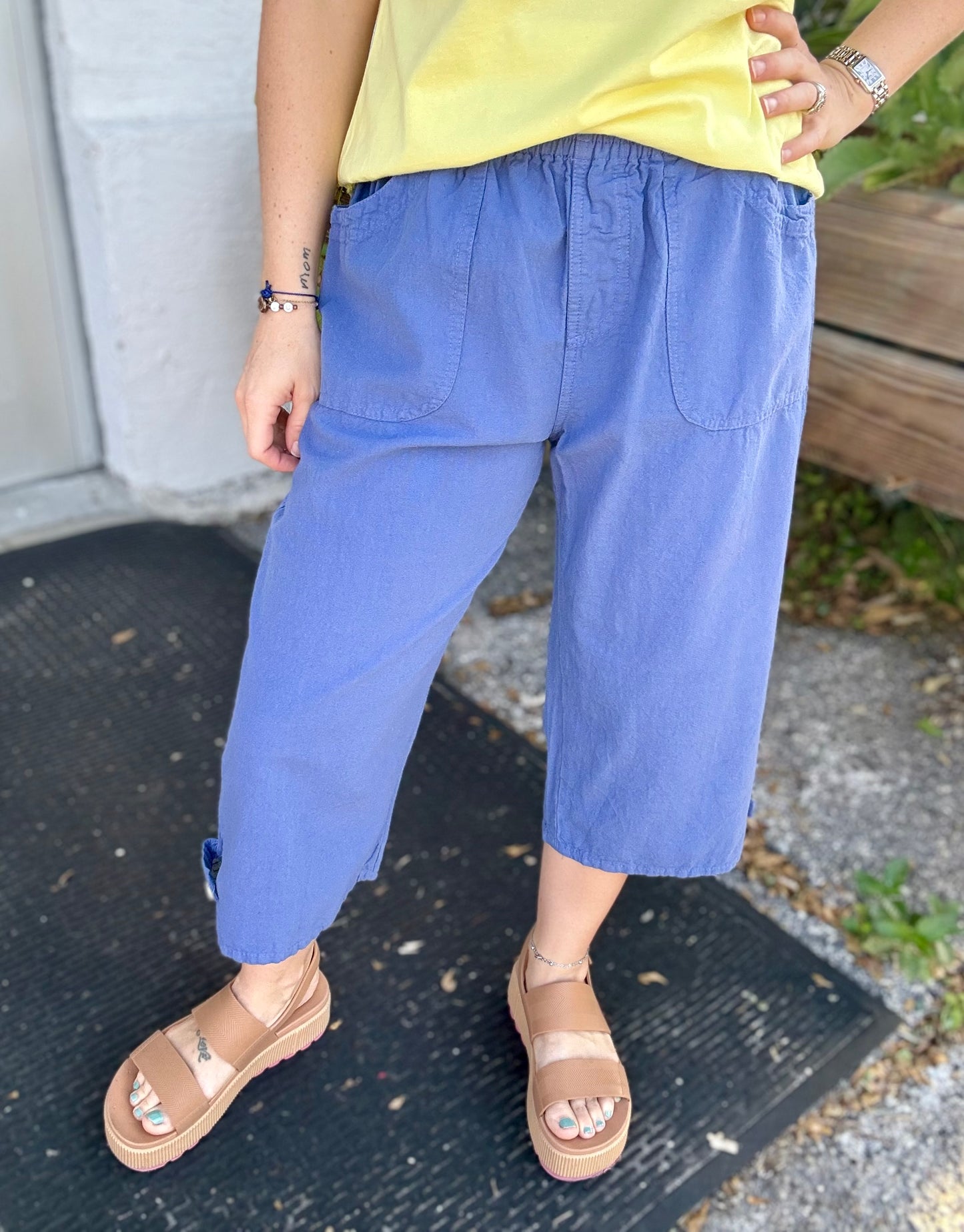 Maya Jones M1423 Cotton Capri