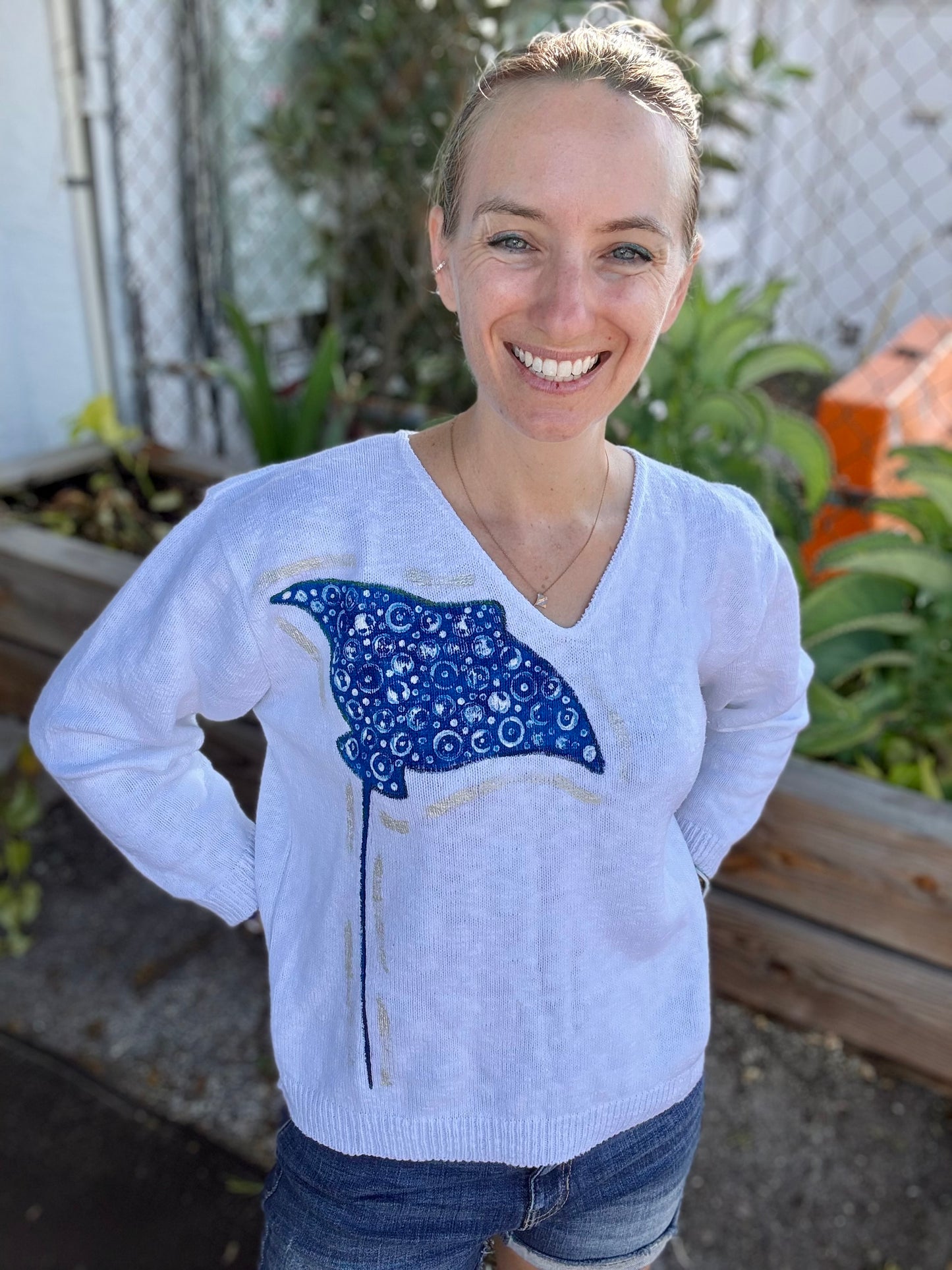 MoMo Sweater - Spotted Eagle Ray