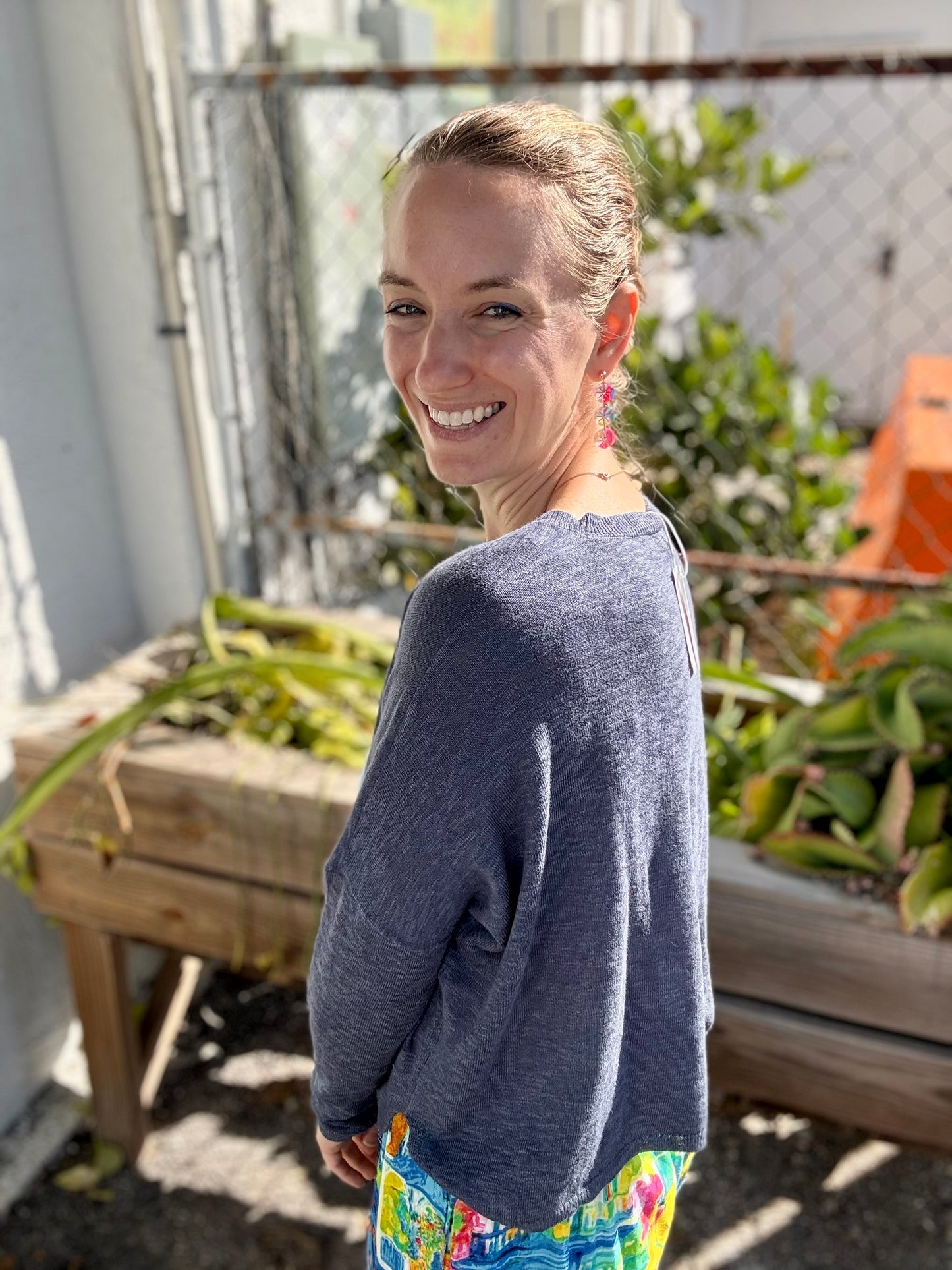 StitchDrop 8421082 Don't Worry Beach Happy Sweater