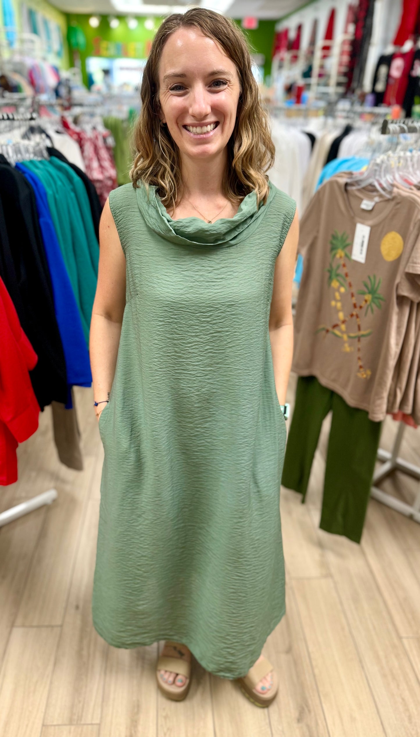 Cut Loose 6210329 Cowl Maxi Dress