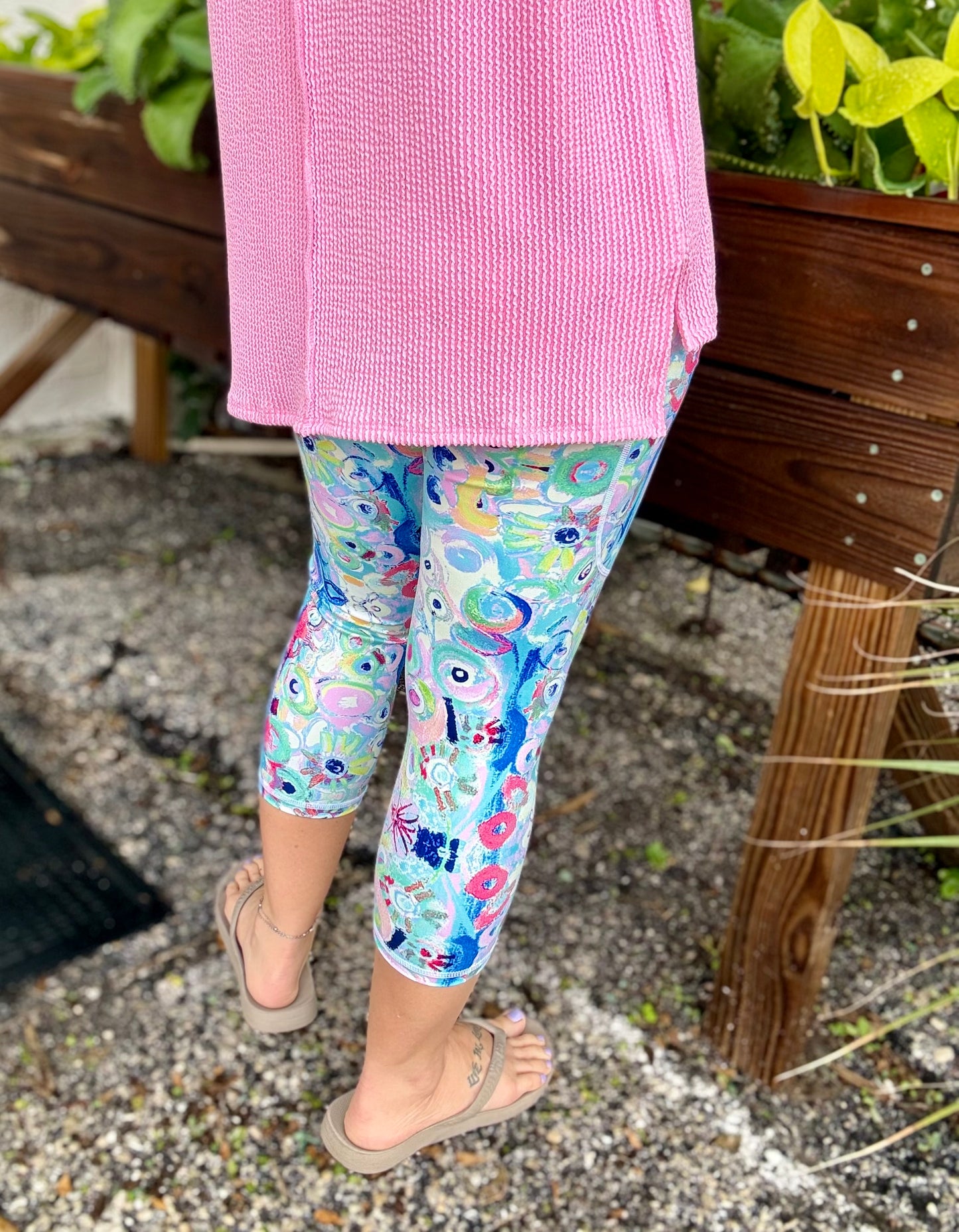 Dena Lyons Blue Pizzaz Capri Legging