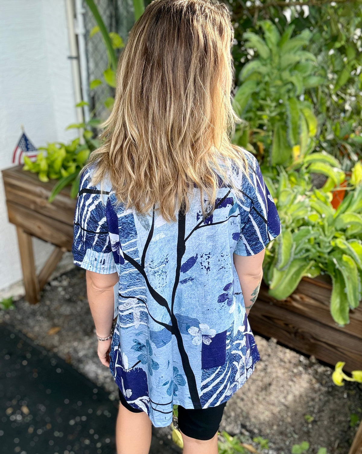 Jess & Jane Flowy Pockets Top