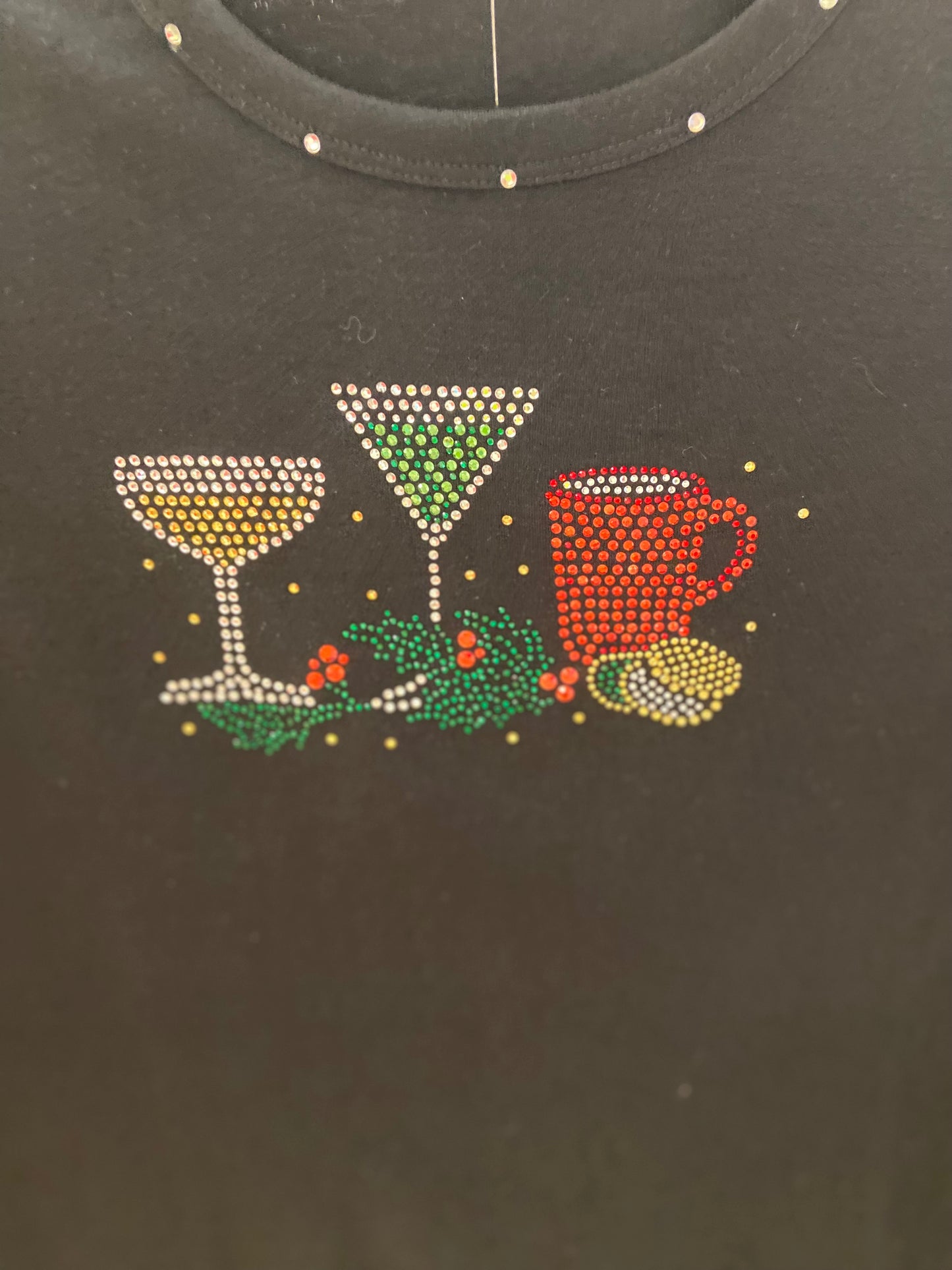 Get Lucky 6003-1977 Holiday Drinks Top