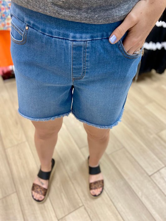 Sugar Magnolia 5250683HA Fray Denim Short