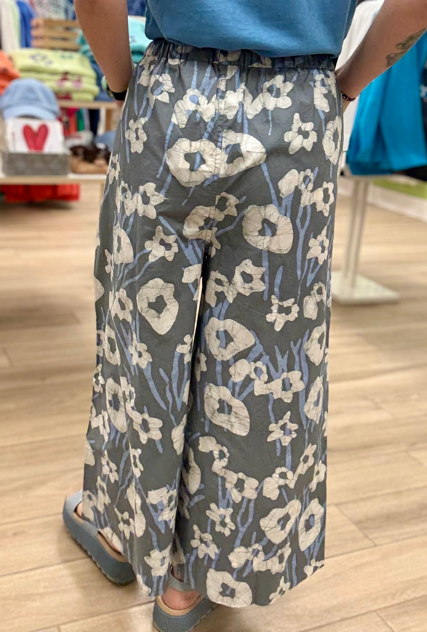 Global Mamas Print Crop Pant