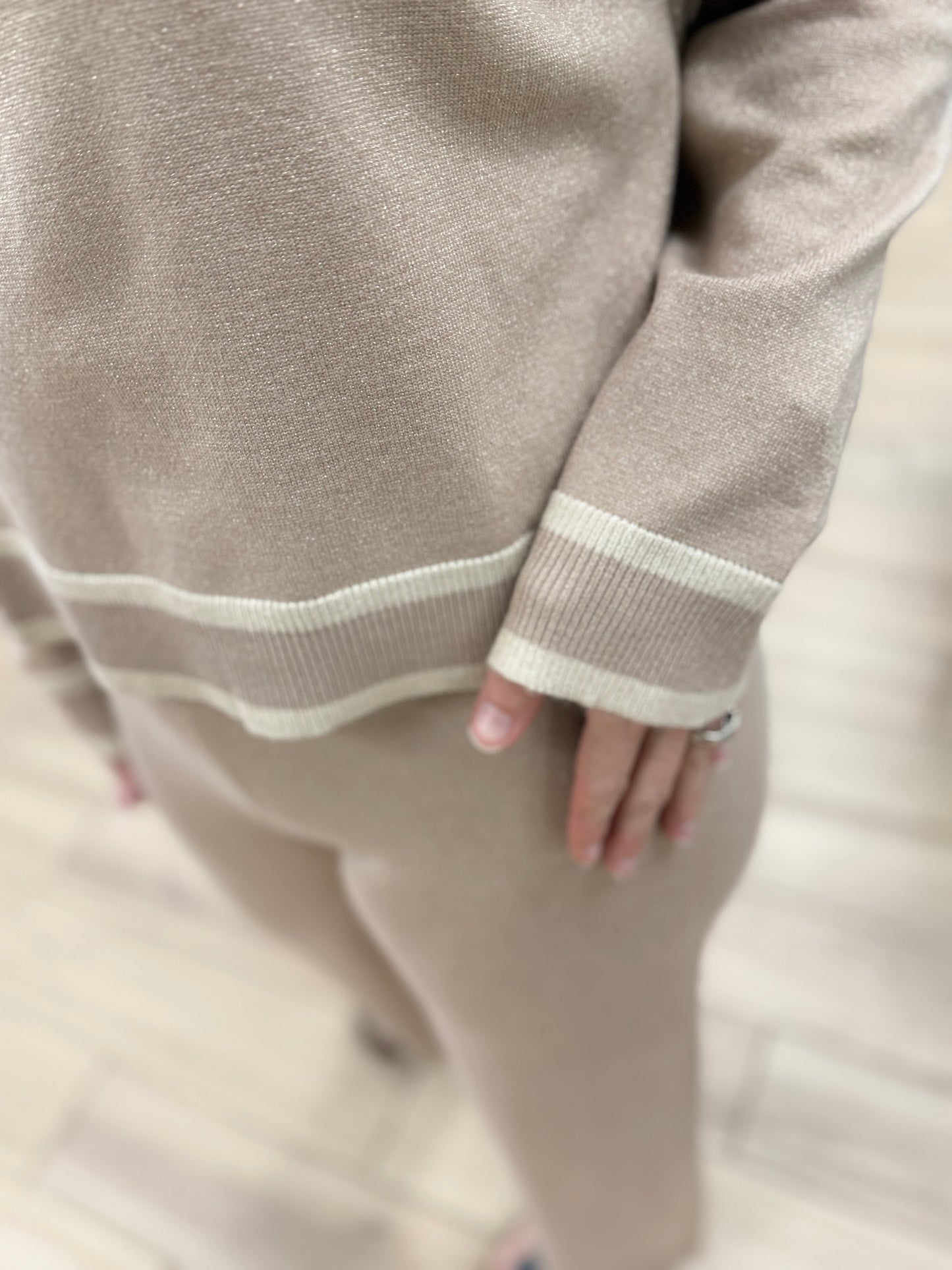 M 33-LU2008AX Gold Shimmer Sweater