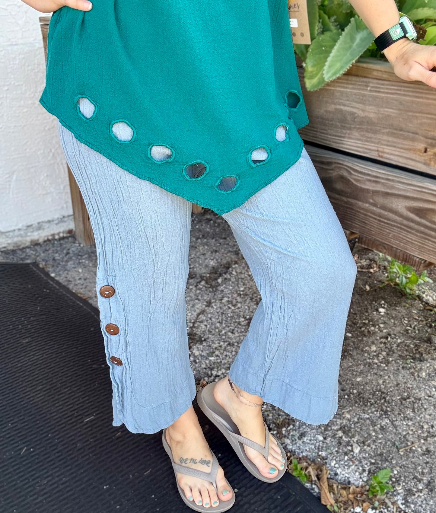 Dunes Buho Button Capri