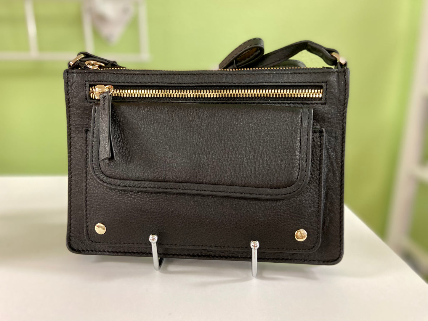 ILI 6774 Slim Crossbody Bag