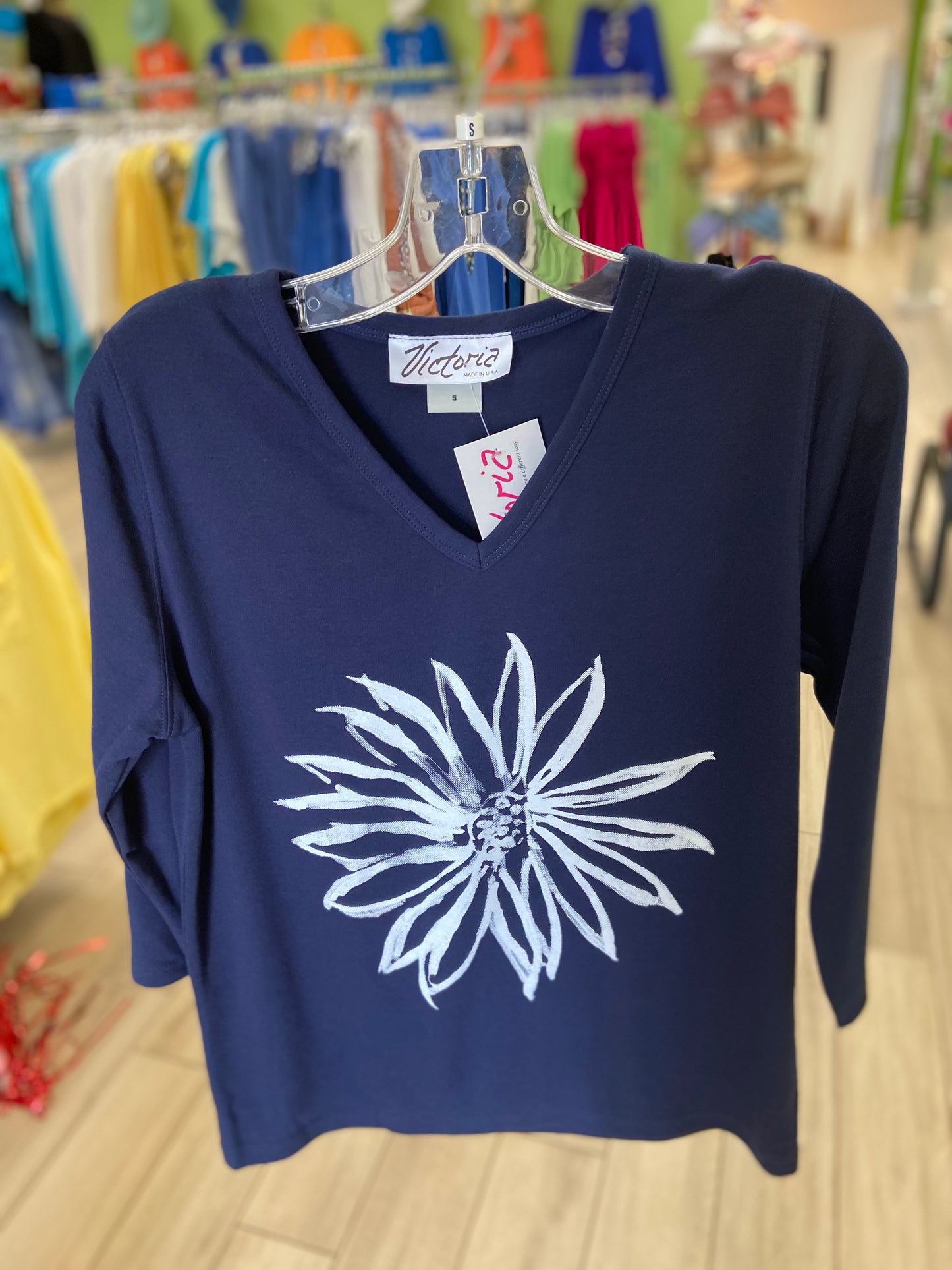 Victoria Solo Daisy Top