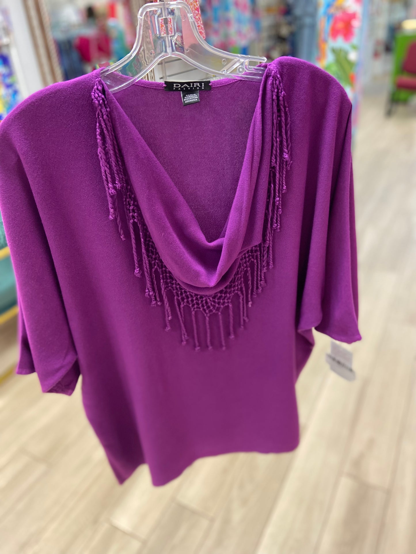 Dairi 225F One Size Fringe Cowl Top