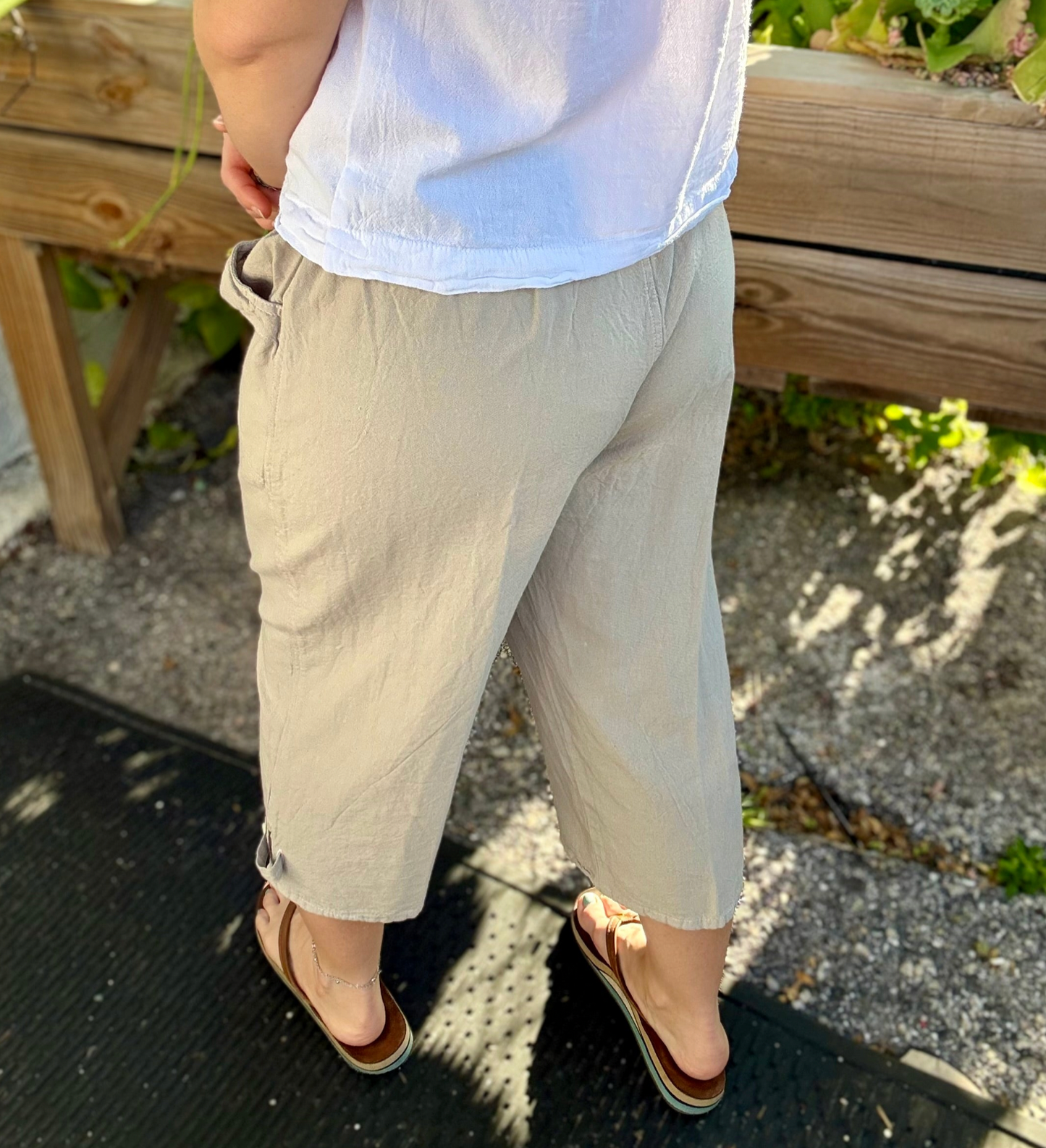 Maya Jones M1423 Cotton Capri