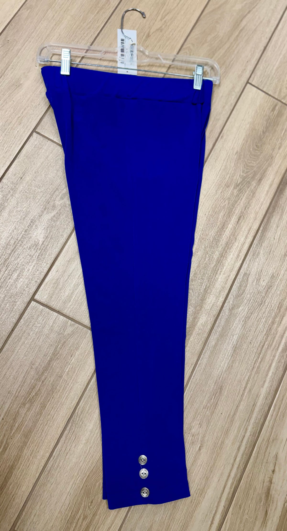 Fashque Button Stretch Capri