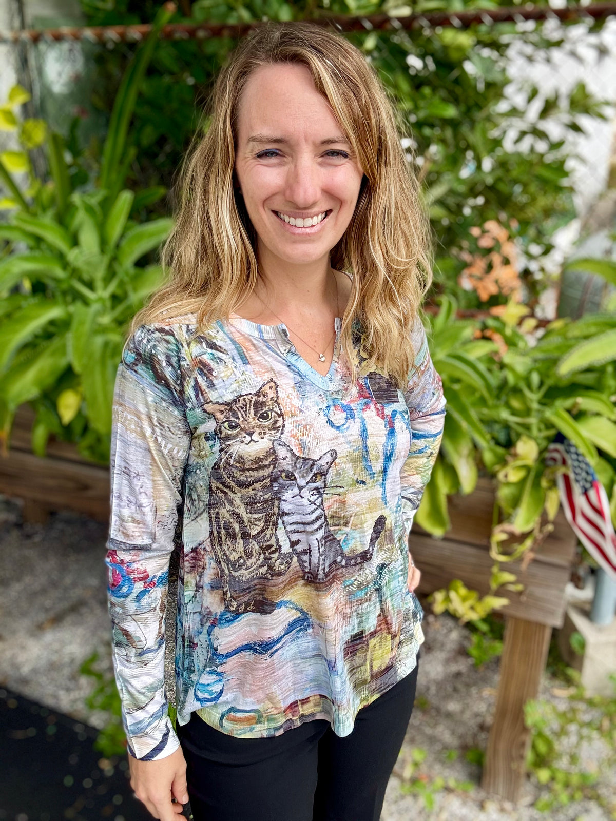 Inoah Cat-dorable Top