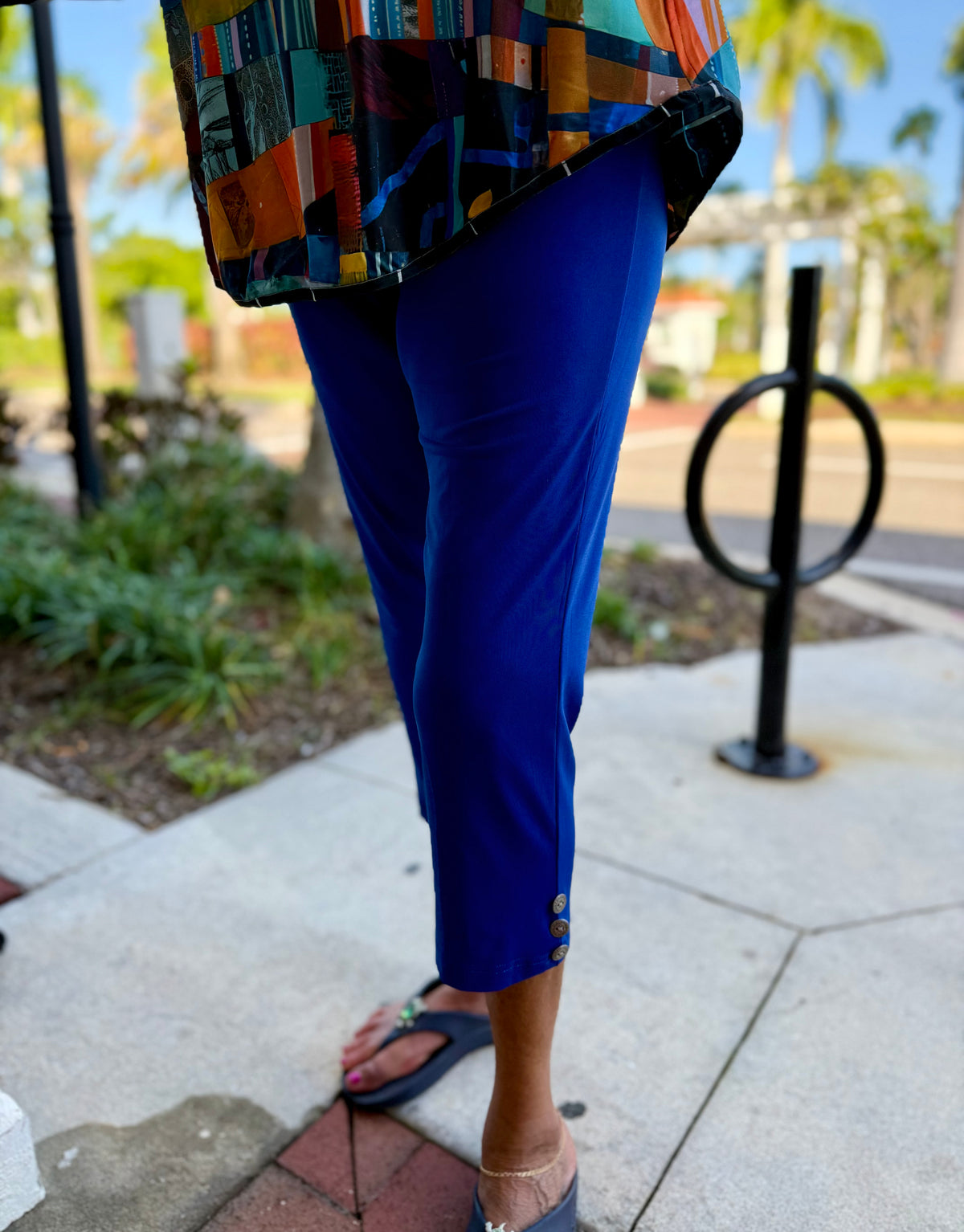 Fashque Button Stretch Capri